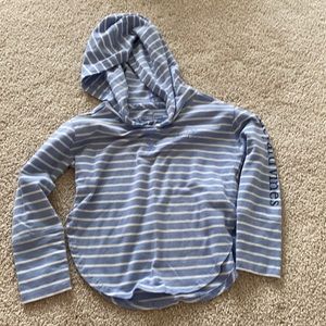 Vineyard Vines edgartown hooded t-shirt